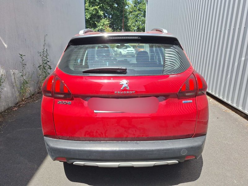Peugeot 2008 1.2 PureTech Allure 2017 – снимка 4