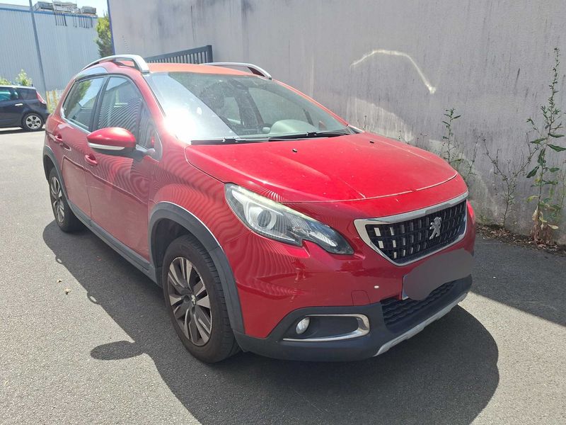Peugeot 2008 1.2 PureTech Allure 2017 – снимка 6