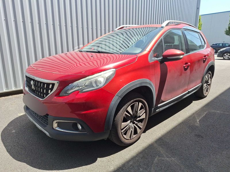 Peugeot 2008 1.2 PureTech Allure 2017 – снимка 2