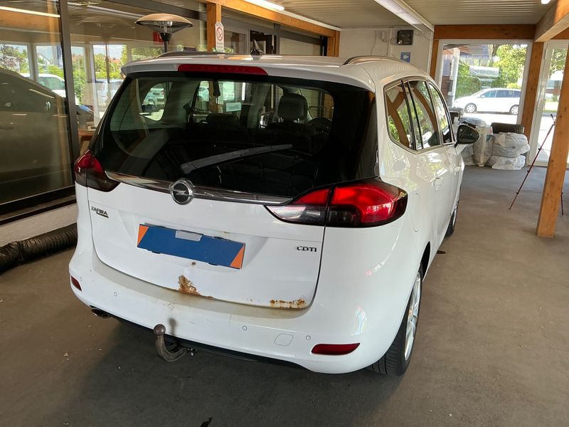 Opel Zafira Tourer 2.0 CDTI Edition 2012 – снимка 2