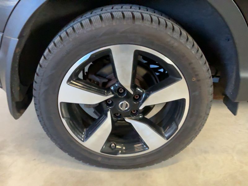 Nissan Qashqai 1.2 N-Connecta 2016 – снимка 9
