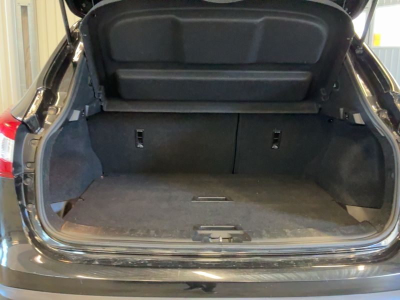 Nissan Qashqai 1.2 N-Connecta 2016 – снимка 15
