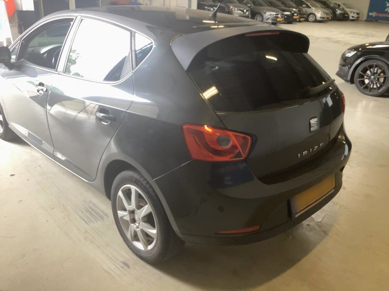 Seat Ibiza 1.2 TDI Stylance / Style 2010 – снимка 6