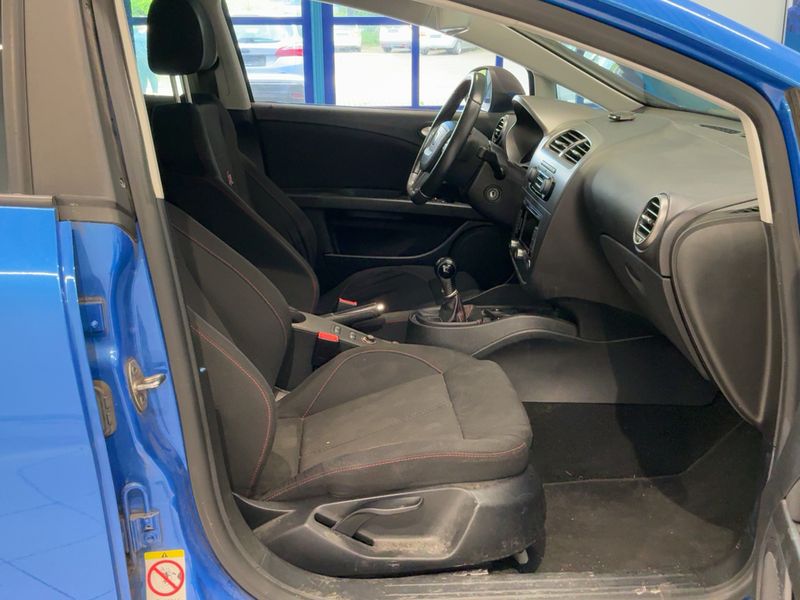 Seat Leon 2.0 TDI FR 2011 – снимка 16