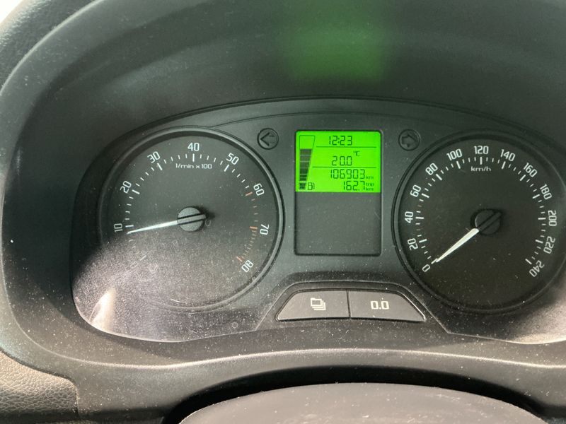 Skoda Fabia 1.4 Cool Edition 2012 – снимка 4