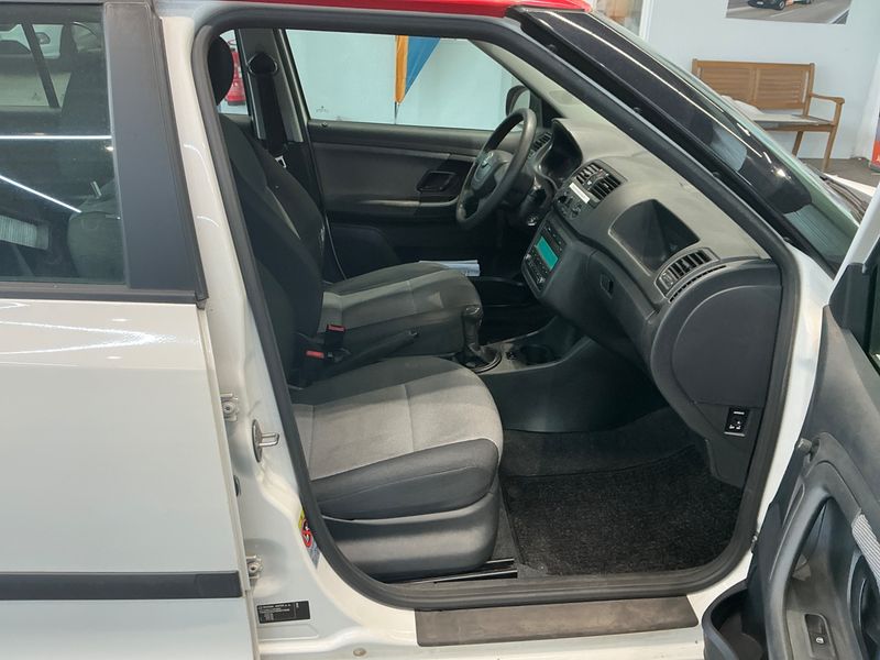Skoda Fabia 1.4 Cool Edition 2012 – снимка 3