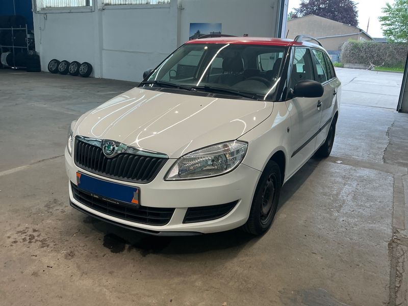 Skoda Fabia 1.4 Cool Edition 2012 – снимка 1