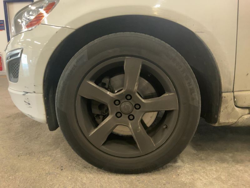 Volvo XC60 2.4D DRIVe R-Design 2010 – снимка 3
