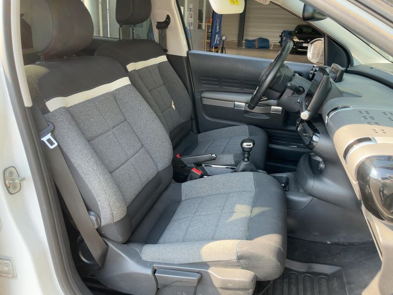 Citroen C4 Cactus 1.5 Blue-HDi Shine Business 2018 – снимка 16