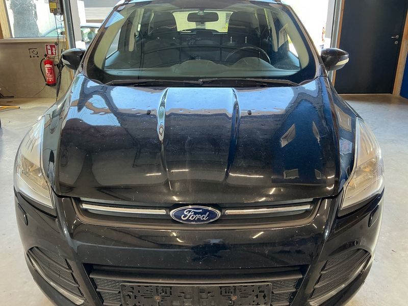 Ford Kuga 2.0 TDCi Trend 2015 – снимка 55