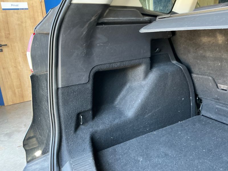 Ford Kuga 2.0 TDCi Trend 2015 – снимка 29