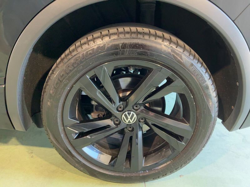 Volkswagen Tiguan 2.0 TDI R-Line 4Motion 2022 – снимка 5