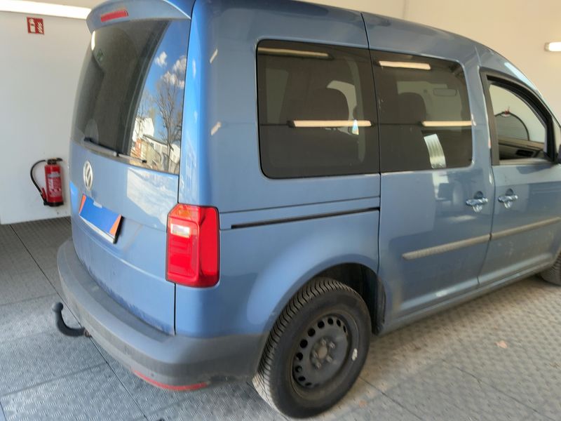 Volkswagen Caddy 1.0 TSI Trendline BlueMotion Tech 2019 – снимка 8