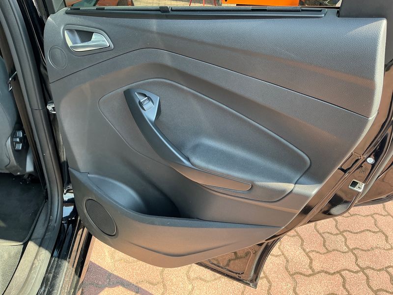 Ford C-Max 1.5 EcoBoost Sport 2019 – снимка 38