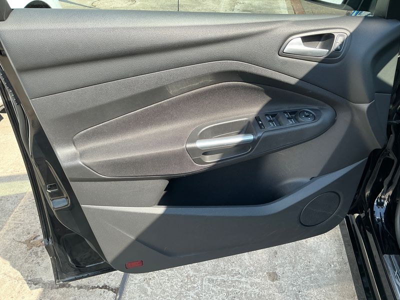 Ford C-Max 1.5 EcoBoost Sport 2019 – снимка 36
