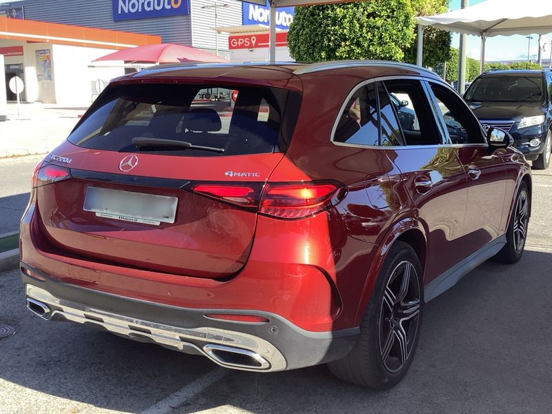 Mercedes-Benz GLC-Klasse GLC 220 d Mild-Hybrid 4Matic AMG Line 2023 – снимка 8