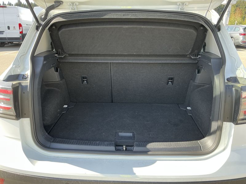 Volkswagen T-Cross 1.0 TSI Life 2025 – снимка 9