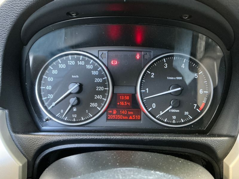 BMW 3er 318i 2011 – снимка 4