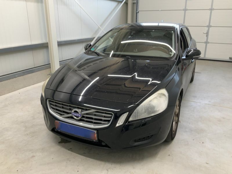 Volvo V60 1.6 D Kinetic 2011 – снимка 1