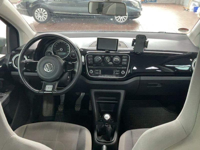 Volkswagen up! 1.0 Cross up! 2014 – снимка 18