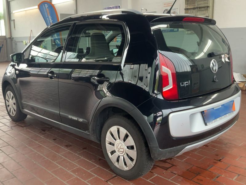 Volkswagen up! 1.0 Cross up! 2014 – снимка 6