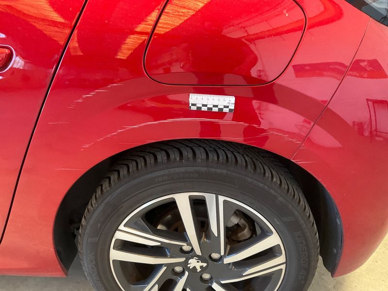 Peugeot 208 1.2 PureTech Allure Pack 2021 – снимка 23