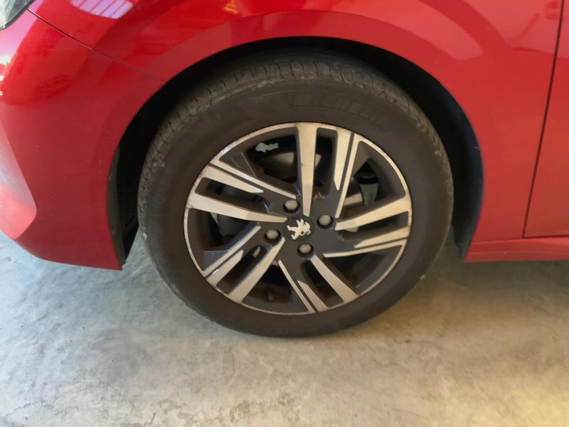 Peugeot 208 1.2 PureTech Allure Pack 2021 – снимка 3
