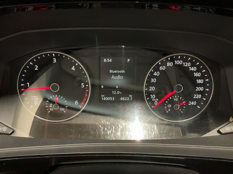 Volkswagen T6 Multivan 2.0 TDI Highline 4Motion 2017 – снимка 19