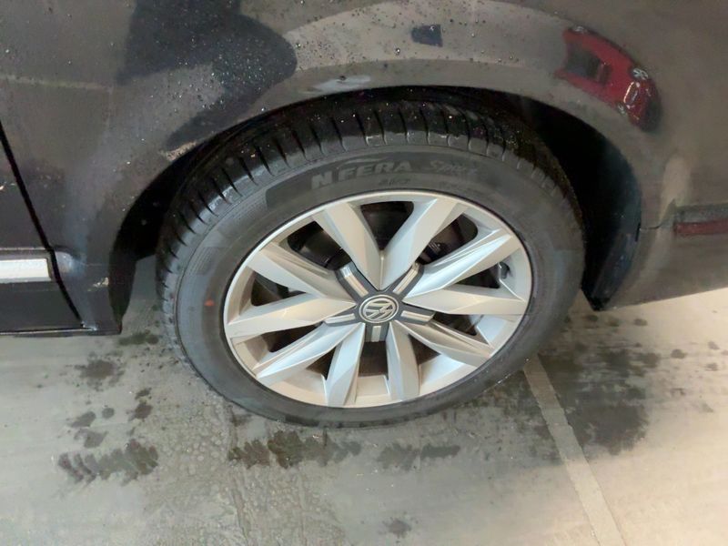 Volkswagen T6 Multivan 2.0 TDI Highline 4Motion 2017 – снимка 5