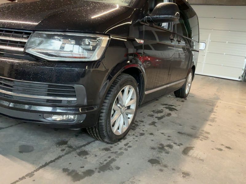 Volkswagen T6 Multivan 2.0 TDI Highline 4Motion 2017 – снимка 2
