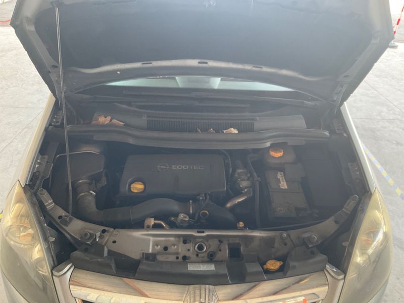Opel Zafira 1.7 CDTI Edition "111 Jahre" 2010 – снимка на щета