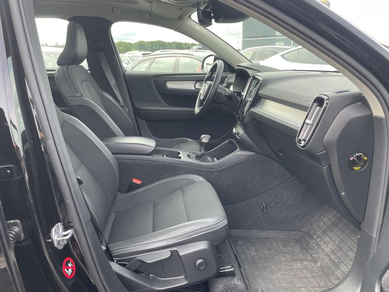 Volvo XC40 1.5 Momentum 2WD 2018 – снимка 16