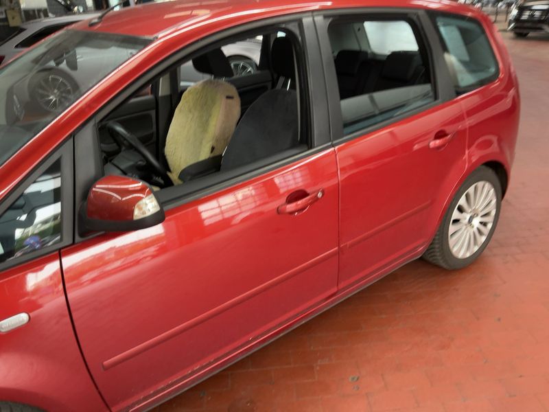 Ford C-Max 2.0 TDCi Titanium 2009 – снимка 4