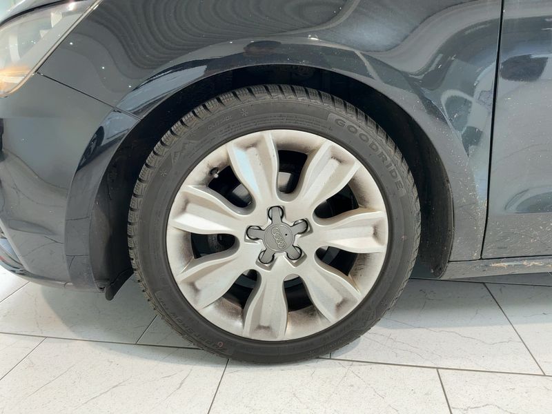 Audi A1 1.2 TFSI Ambition 2011 – снимка 3