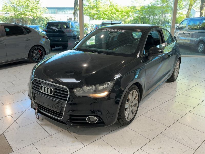 Audi A1 1.2 TFSI Ambition 2011 – снимка 1