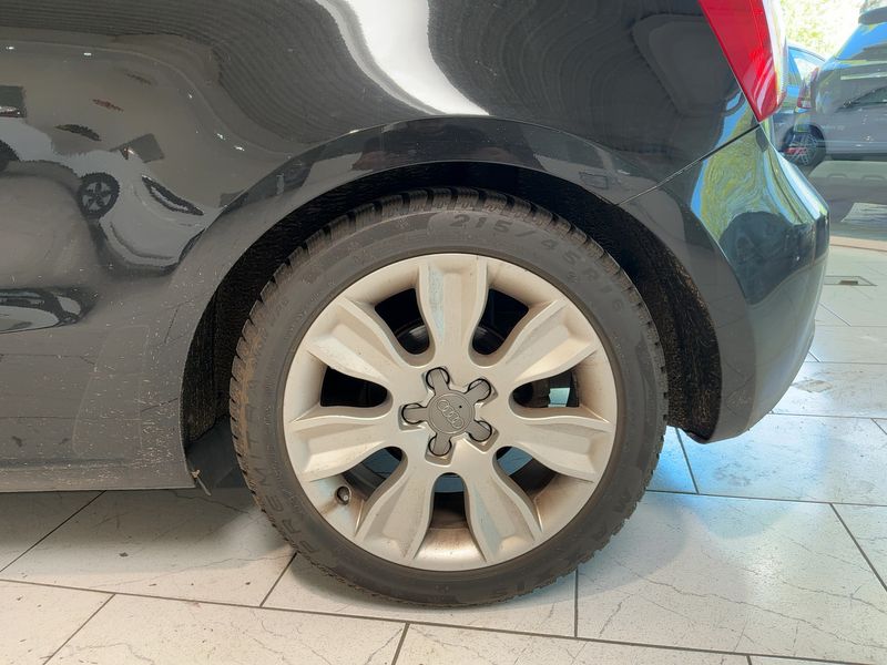 Audi A1 1.2 TFSI Ambition 2011 – снимка 5