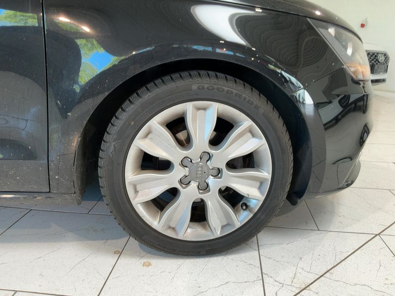 Audi A1 1.2 TFSI Ambition 2011 – снимка 11