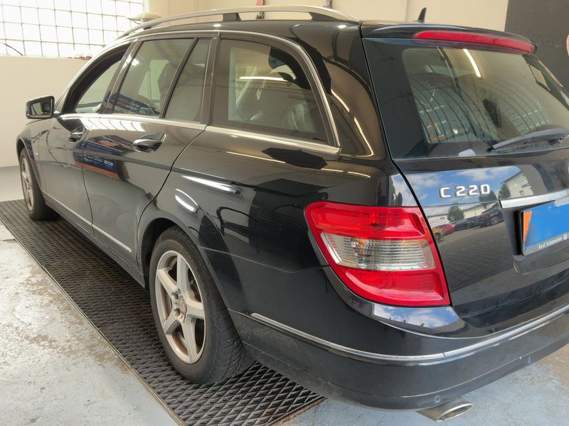 Mercedes-Benz C-Klasse C 220 CDI T BlueEfficiency Avantgarde 2009 – снимка 6