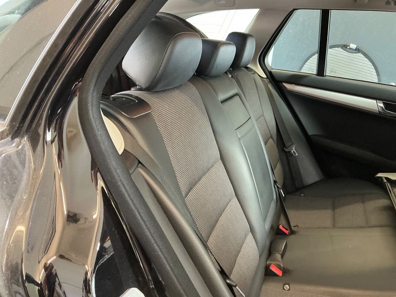 Mercedes-Benz C-Klasse C 220 CDI T BlueEfficiency Avantgarde 2009 – снимка 45