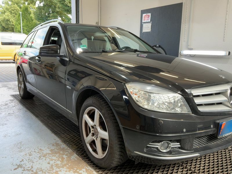 Mercedes-Benz C-Klasse C 220 CDI T BlueEfficiency Avantgarde 2009 – снимка 12