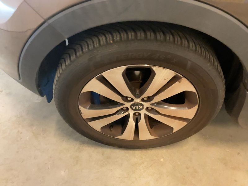 Kia Sportage 2.0 Attract 2WD 2011 – снимка 3