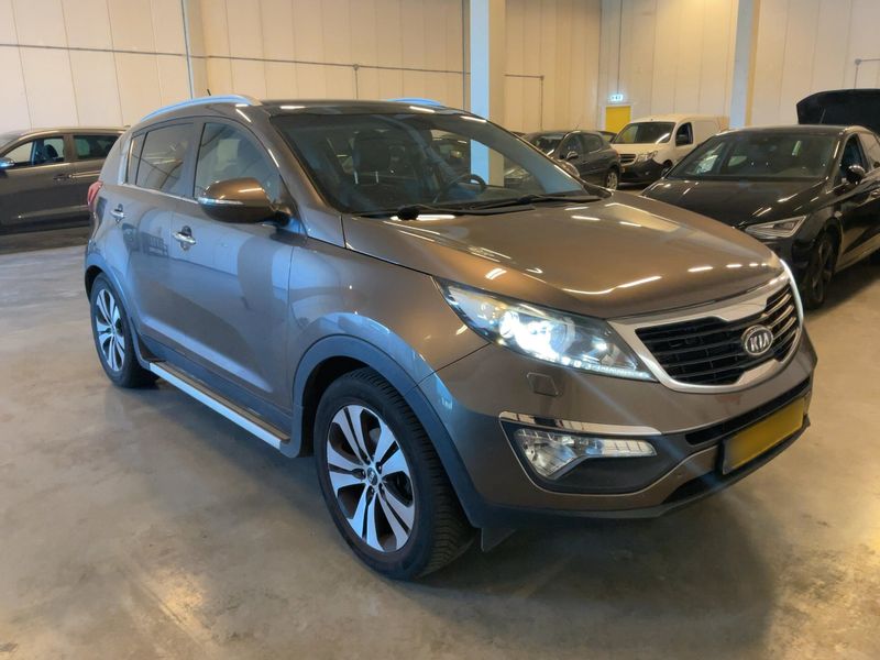 Kia Sportage 2.0 Attract 2WD 2011 – снимка 12