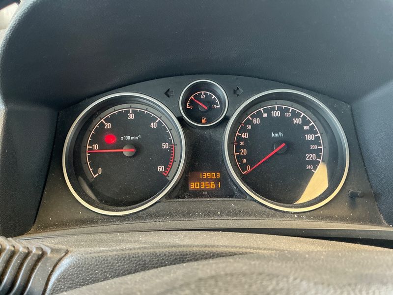 Opel Zafira 1.7 CDTI Edition "111 Jahre" 2010 – снимка 4