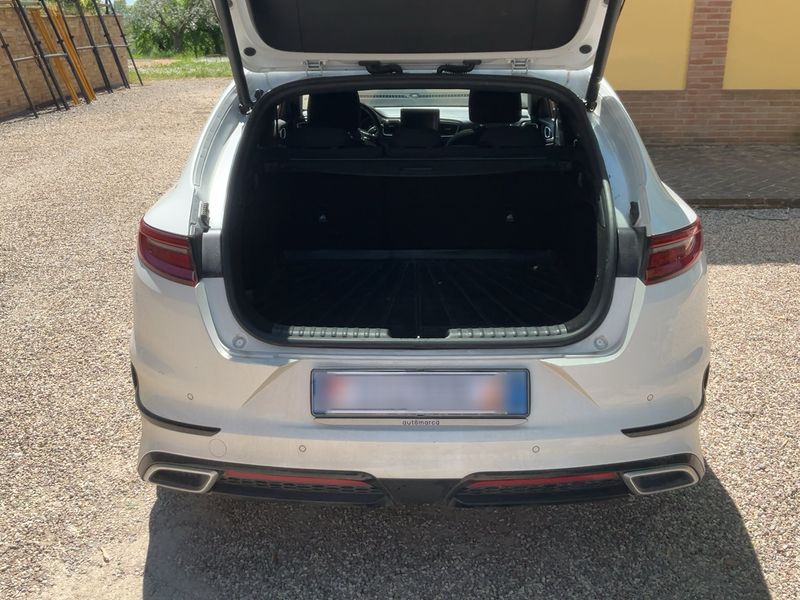 Kia pro_cee'd 1.6 CRDi GT Line 2019 – снимка 15