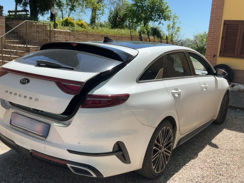 Kia pro_cee'd 1.6 CRDi GT Line 2019 – снимка 8