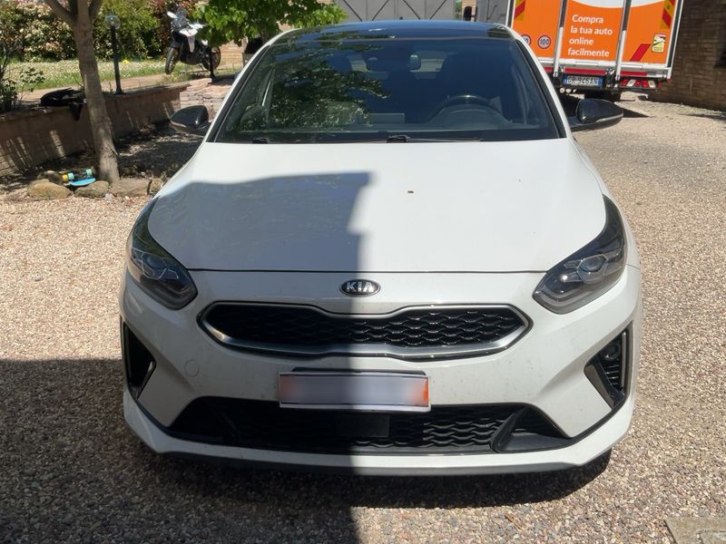 Kia pro_cee'd 1.6 CRDi GT Line 2019 – снимка 14