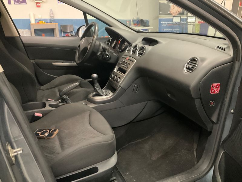 Peugeot 308 1.6 Confort Pack 2008 – снимка 3