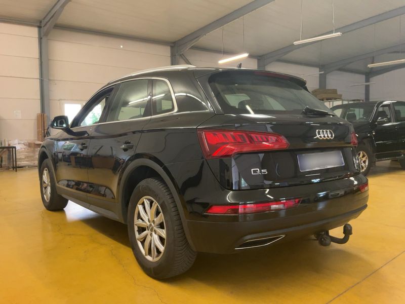 Audi Q5 2.0 TDI quattro Business Executive 2018 – снимка 6