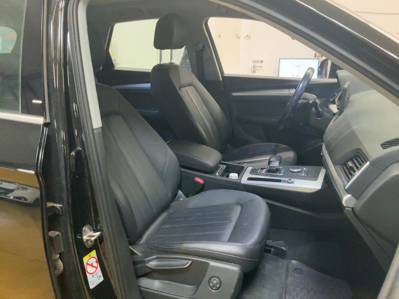 Audi Q5 2.0 TDI quattro Business Executive 2018 – снимка 16