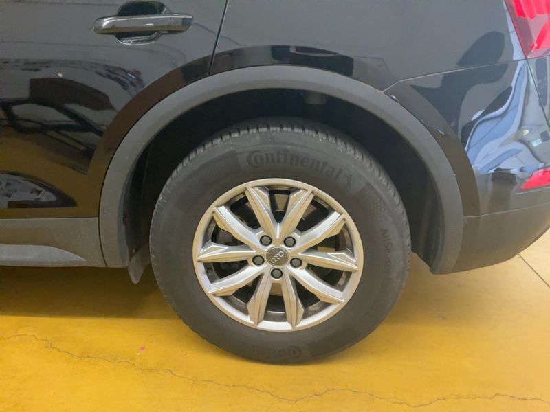 Audi Q5 2.0 TDI quattro Business Executive 2018 – снимка 5